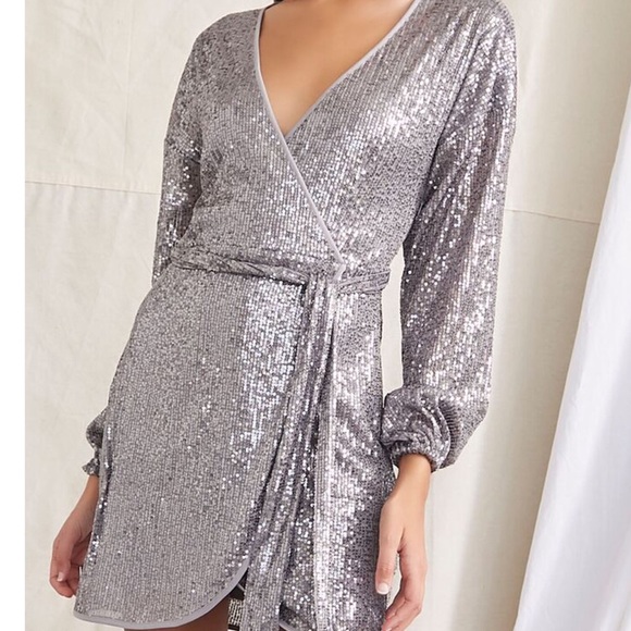 Forever 21 sequin dress - Picture 2 of 7